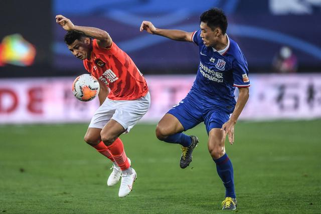 双红会利物浦笑到最后 或送曼联百年尴尬纪录