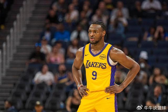 哈利伯顿26+11库里25+10+5 步行者力克勇士