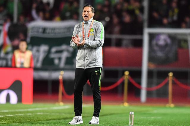 热身赛2胜10负 中国女篮将对阵奥运东道主法国